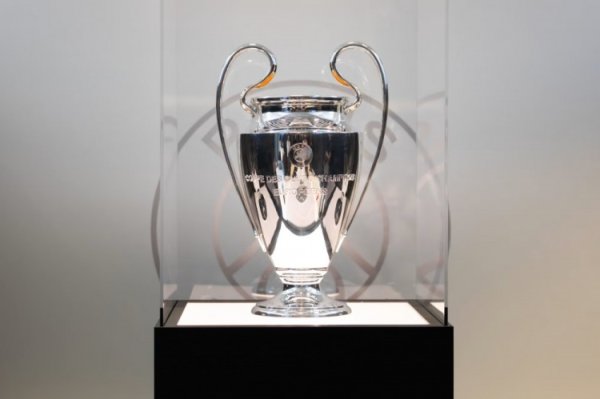 官方：巴黎本赛季将在王子公园运动活动    场  巡回展出欧冠奖杯